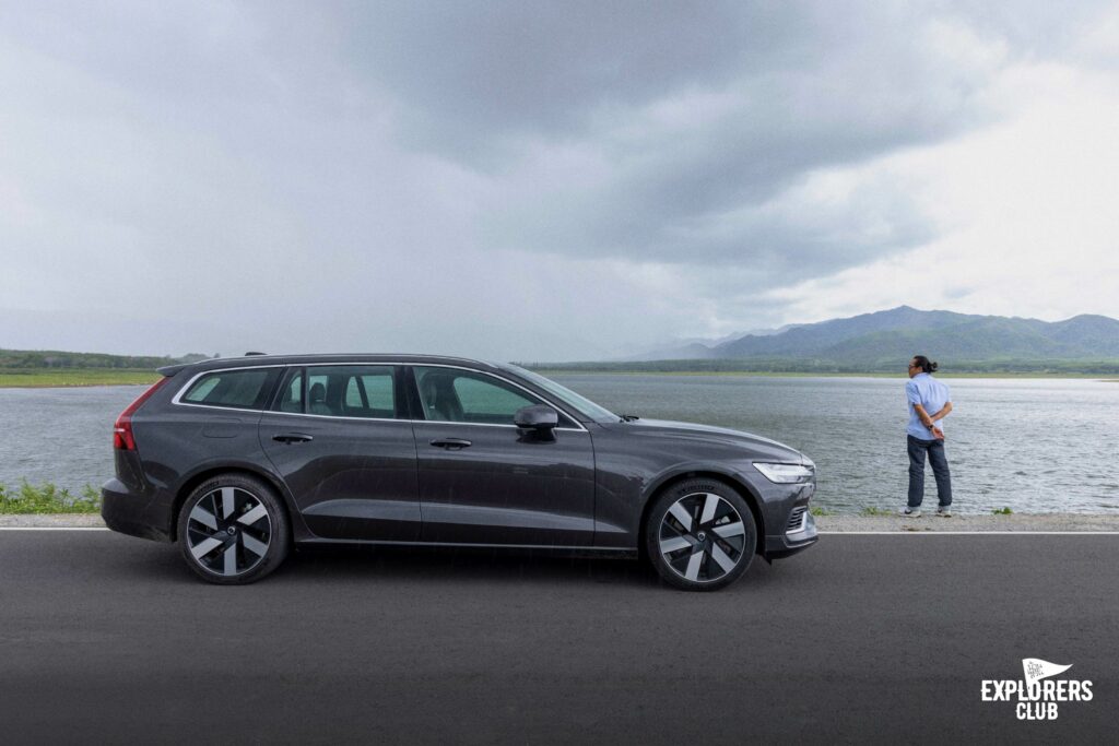 VOLVO V60 Recharge Plug-in Hybrid รถเอสเตทปลั๊กอินไฮบริดขนาด 5 ที่นั่ง ที่มาพร้อมความเร็ว ความแรง และความประหยัด สมรรถนะดีเยี่ยม