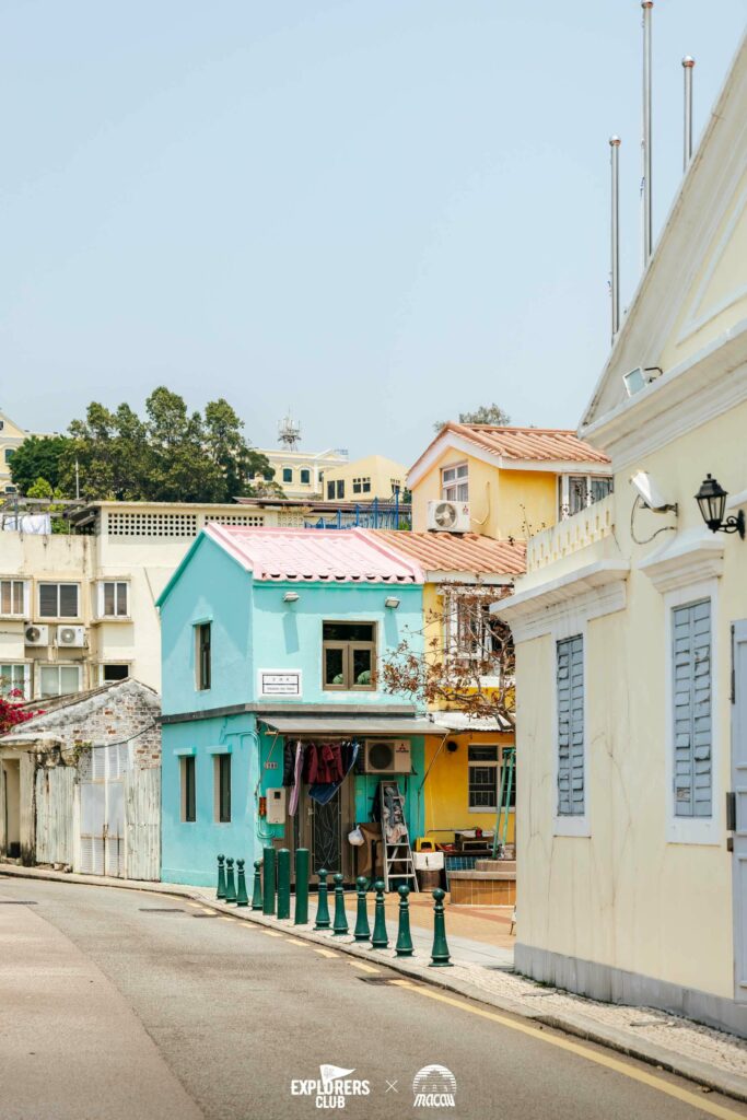 COLOANE VILLAGE หมู่บ้านโคโลอาน โลเกชั่นถ่ายภาพในมาเก๊า กับสตรีทอาร์ตในตรอก และตึกสีพาสเทล ที่คุณจะต้องหลงรัก