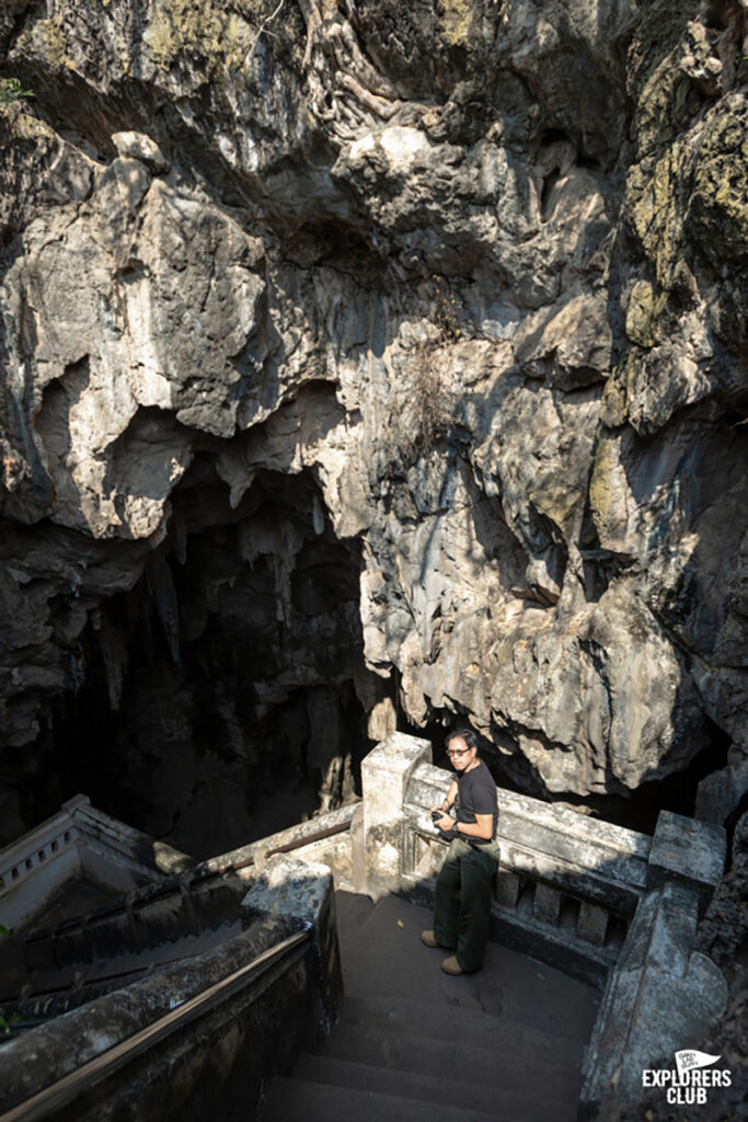 ที่เที่ยวเพชรบุรี ถ้ำเขาหลวง ก๋วยเตี๋ยวเนื้อเจ้นก ข้าวแช่แม่อร ตลาดริมน้ำเพชรบุรี Street Art ชุมชนซอยตลาดริมน้ำ พูนสุขคาเฟ่ อุทยานประวัติศาสตร์พระนครคีรี (เขาวัง)