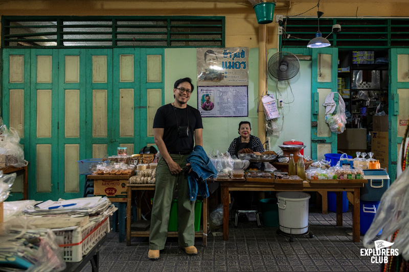 ที่เที่ยวเพชรบุรี ถ้ำเขาหลวง ก๋วยเตี๋ยวเนื้อเจ้นก ข้าวแช่แม่อร ตลาดริมน้ำเพชรบุรี Street Art ชุมชนซอยตลาดริมน้ำ พูนสุขคาเฟ่ อุทยานประวัติศาสตร์พระนครคีรี (เขาวัง)