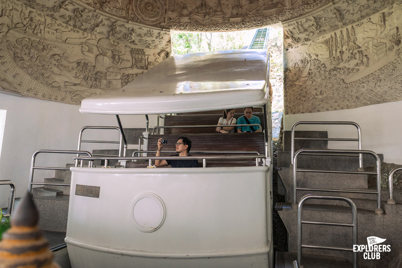 ที่เที่ยวเพชรบุรี ถ้ำเขาหลวง ก๋วยเตี๋ยวเนื้อเจ้นก ข้าวแช่แม่อร ตลาดริมน้ำเพชรบุรี Street Art ชุมชนซอยตลาดริมน้ำ พูนสุขคาเฟ่ อุทยานประวัติศาสตร์พระนครคีรี (เขาวัง)