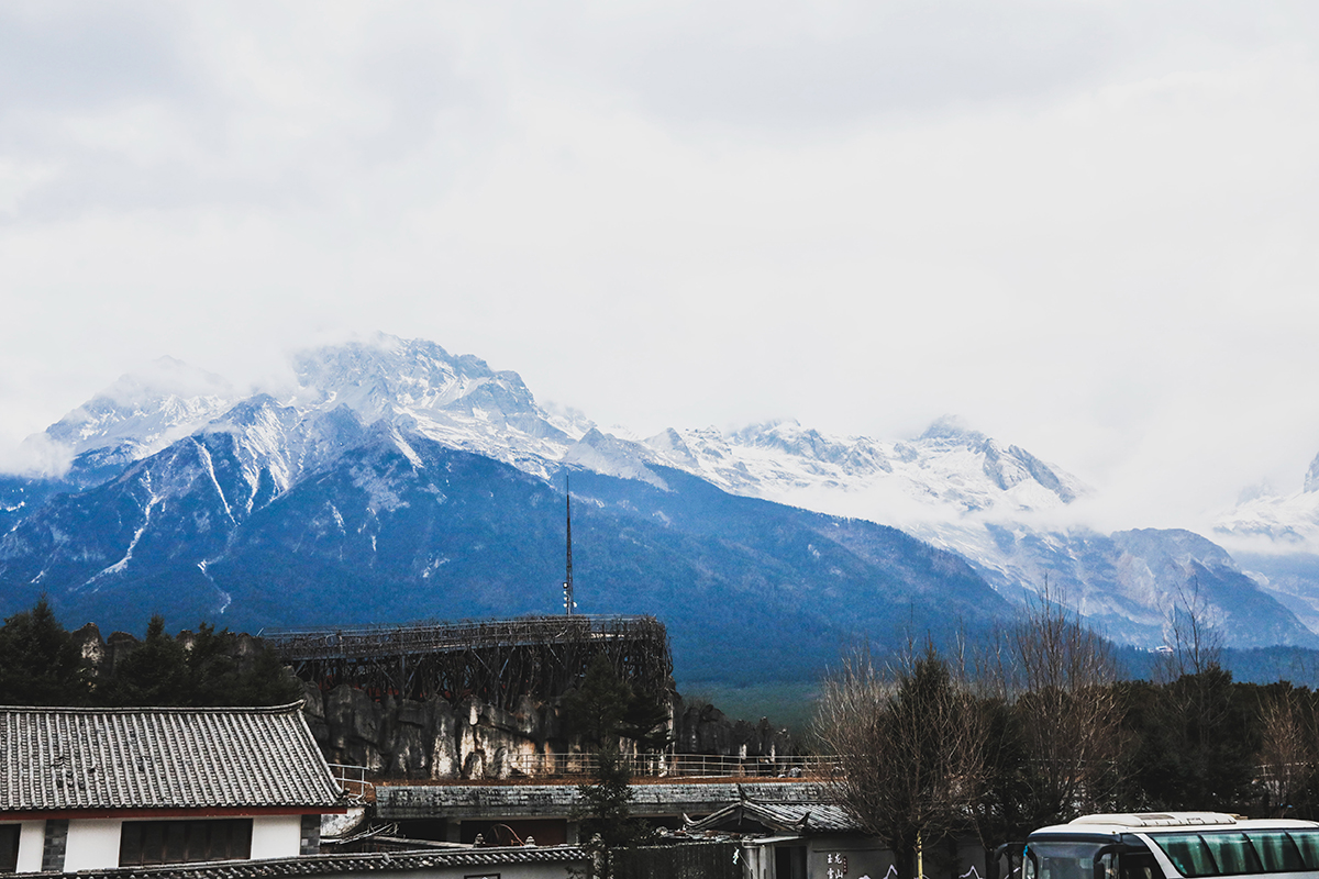 ภูเขาหิมะมังกรหยก