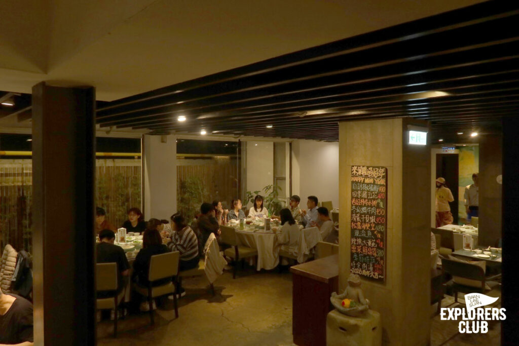 นี่คือ 7 ร้านอาหารไต้หวัน ที่คนไต้หวันอยากแนะนำให้คนไทยไปลองชิม อาหารไต้หวัน ลิสต์นี้ผ่านการคัดสรรมาอย่างตั้งใจ และเราที่ได้ไปสัมผัสมาจึงอยากบอกต่อกับทุกคนว่า ถ้ามีโอกาสจงไปให้ครบ!