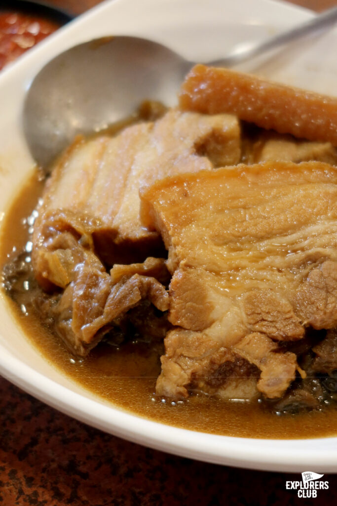 นี่คือ 7 ร้านอาหารไต้หวัน ที่คนไต้หวันอยากแนะนำให้คนไทยไปลองชิม อาหารไต้หวัน ลิสต์นี้ผ่านการคัดสรรมาอย่างตั้งใจ และเราที่ได้ไปสัมผัสมาจึงอยากบอกต่อกับทุกคนว่า ถ้ามีโอกาสจงไปให้ครบ!