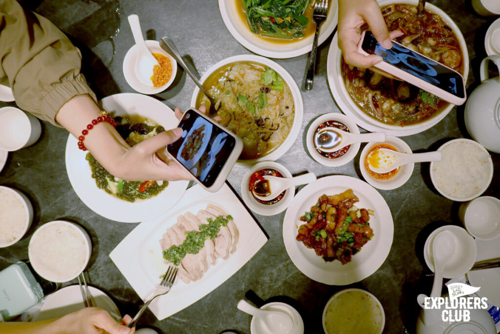 นี่คือ 7 ร้านอาหารไต้หวัน ที่คนไต้หวันอยากแนะนำให้คนไทยไปลองชิม อาหารไต้หวัน ลิสต์นี้ผ่านการคัดสรรมาอย่างตั้งใจ และเราที่ได้ไปสัมผัสมาจึงอยากบอกต่อกับทุกคนว่า ถ้ามีโอกาสจงไปให้ครบ!