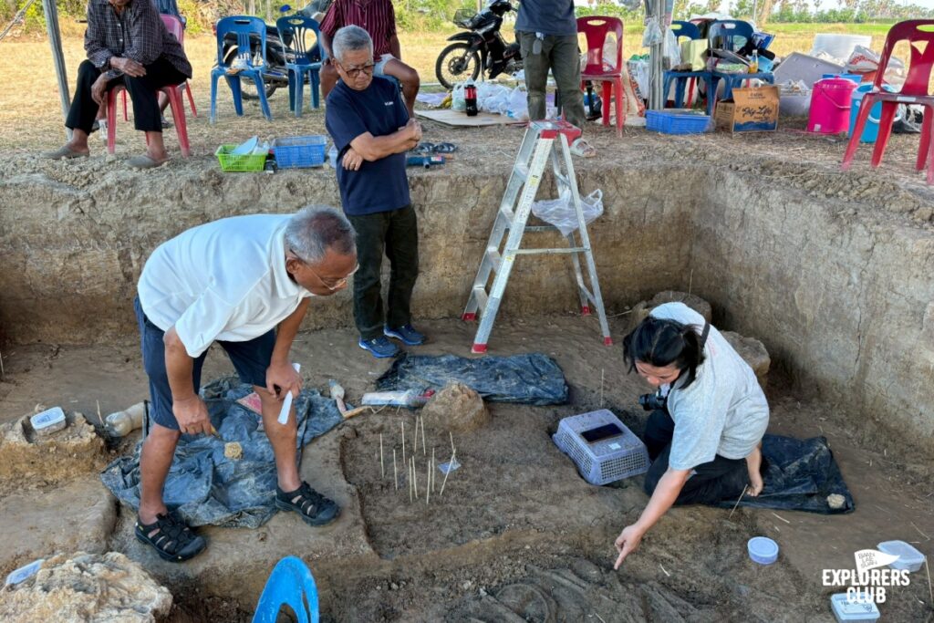 คุณบี-กรรณิการ์ เปรมใจ นักโบราณคดีชำนาญการ สำนักศิลปากรที่ 1 ราชบุรี